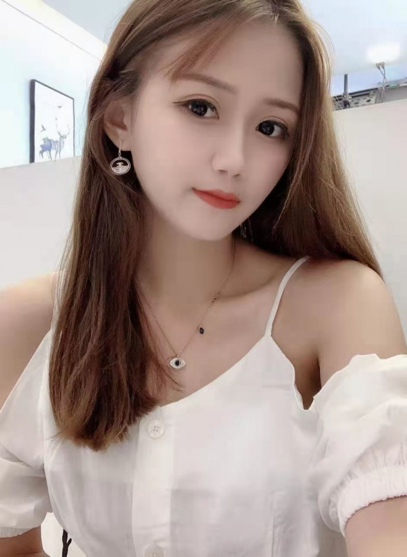 诗人狼友验证论坛朵朵 体验凑合